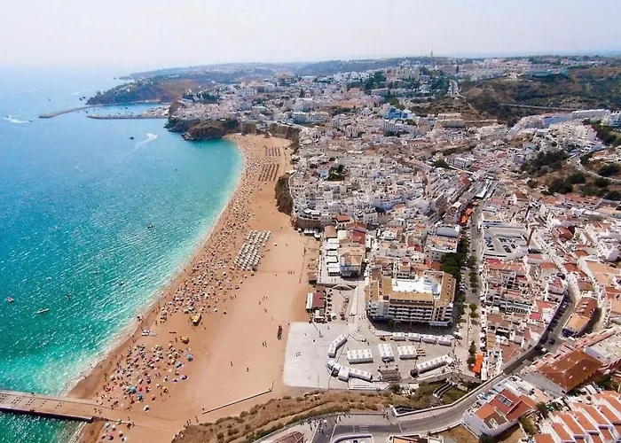 Mit Terrasse By Interhome Appartement